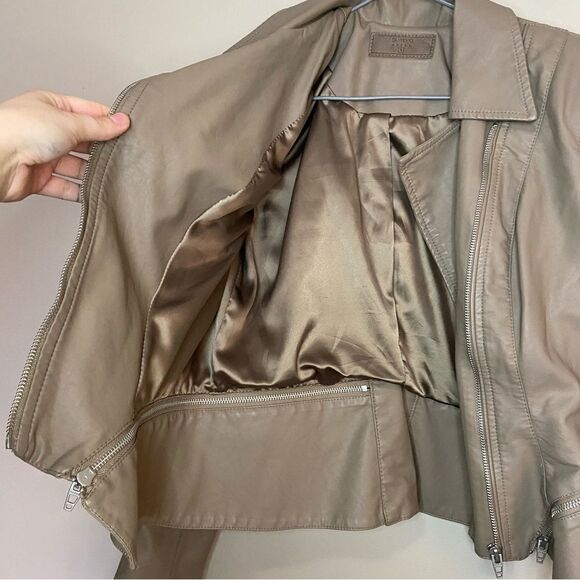 Blank NYC Brown/Tan Vegan Leather Moto Biker Jacket Size Small - Picture 5 of 9